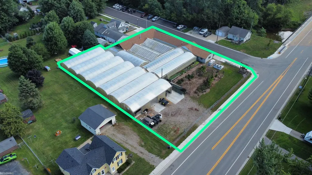 180 Davis Street Croswell City MI 48422