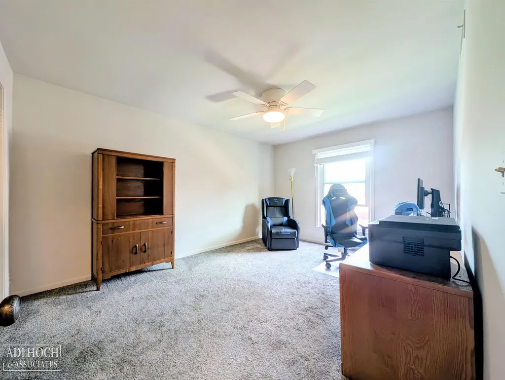 1750 Vernier Road Grosse Pointe Woods City MI 48236