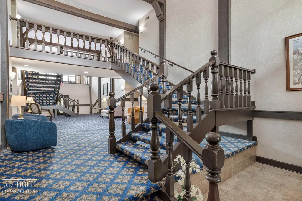 1750 Vernier Road Grosse Pointe Woods City MI 48236