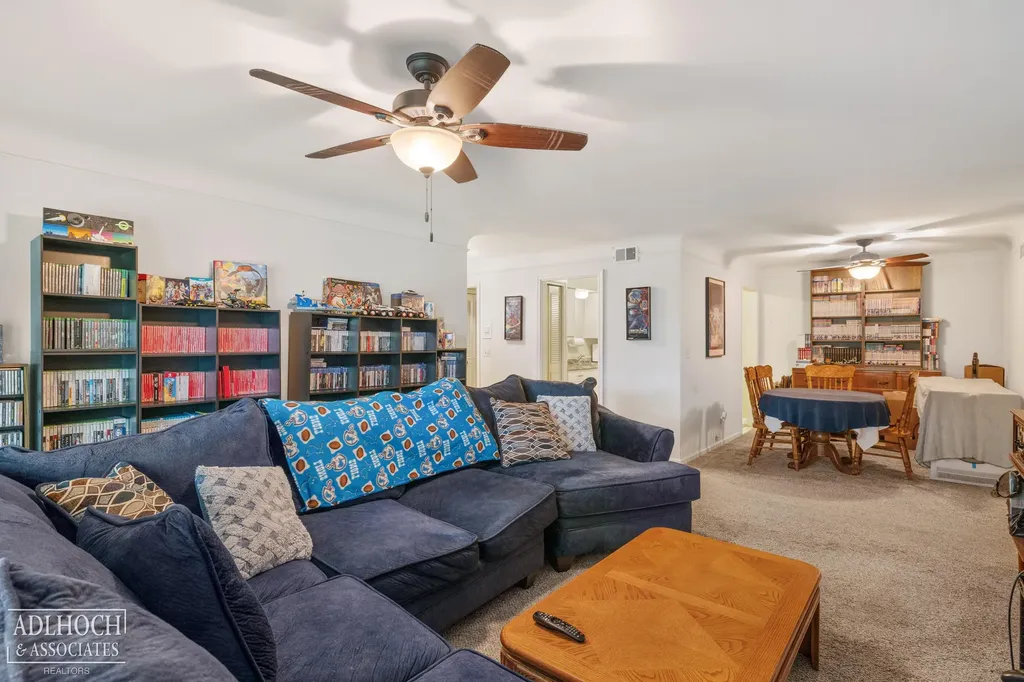 1750 Vernier Road Grosse Pointe Woods City MI 48236