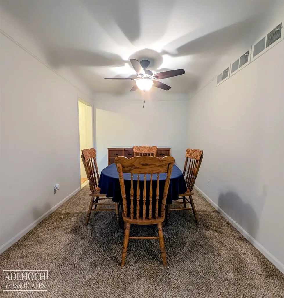 1750 Vernier Road Grosse Pointe Woods City MI 48236