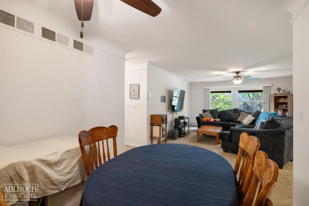 1750 Vernier Road Grosse Pointe Woods City MI 48236