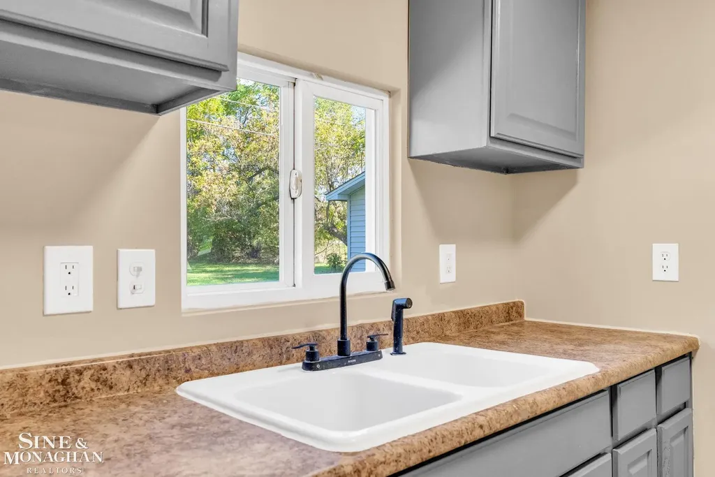 4091 E Sheldon Road Washington Township MI 48419