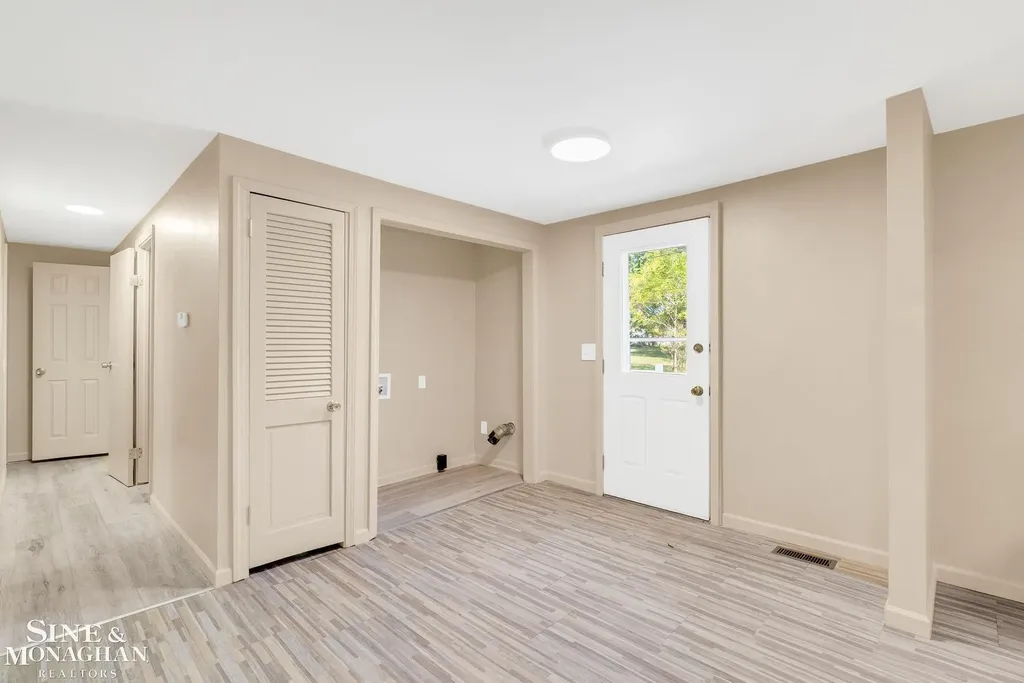 4091 E Sheldon Road Washington Township MI 48419