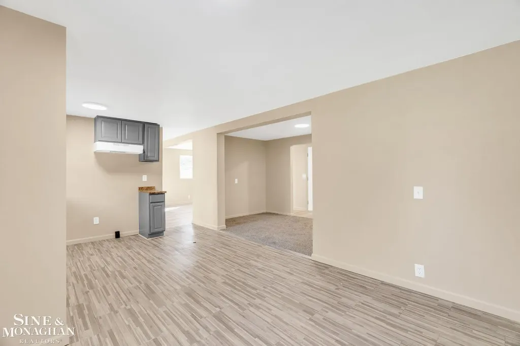 4091 E Sheldon Road Washington Township MI 48419
