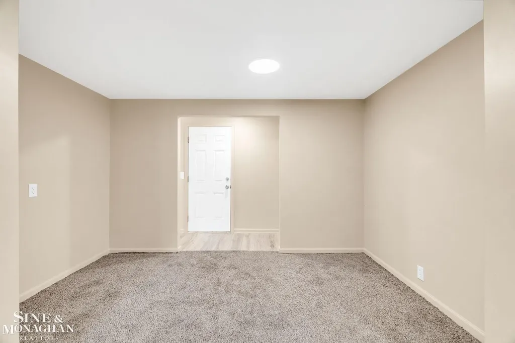 4091 E Sheldon Road Washington Township MI 48419