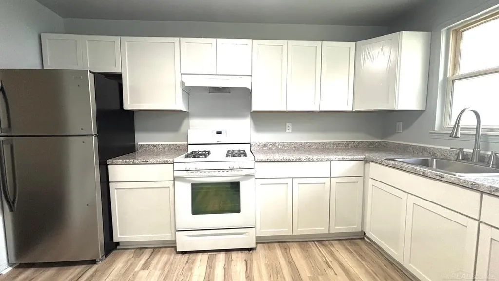 2311 22nd Street Bay City City MI 48708