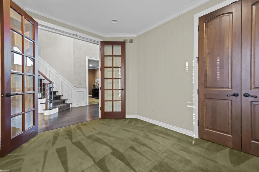 38128 Lakeshore Drive Harrison Charter Township MI 48045