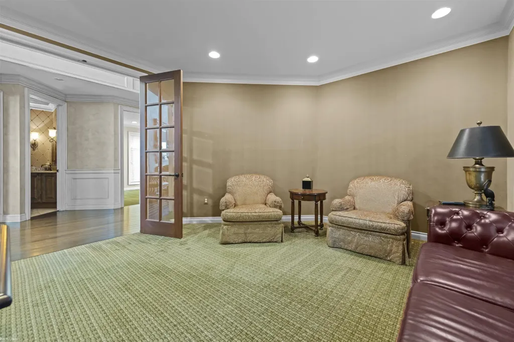 38128 Lakeshore Drive Harrison Charter Township MI 48045