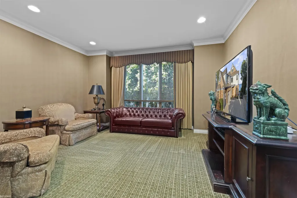 38128 Lakeshore Drive Harrison Charter Township MI 48045