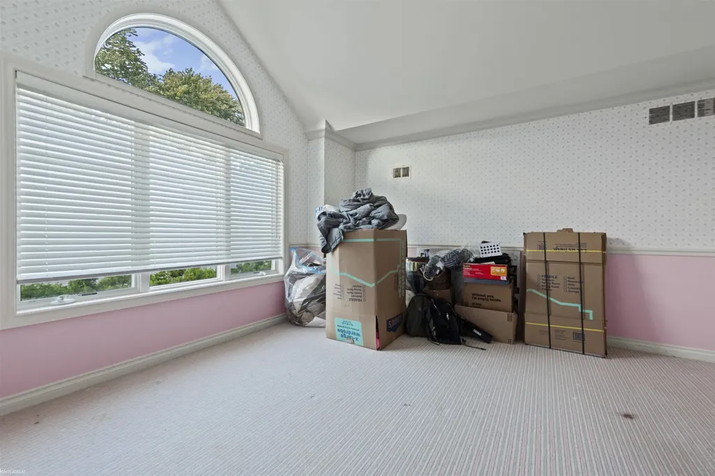 38128 Lakeshore Drive Harrison Charter Township MI 48045