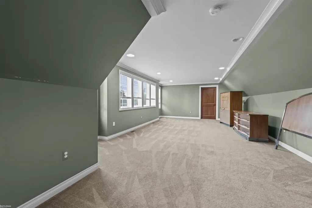 38128 Lakeshore Drive Harrison Charter Township MI 48045