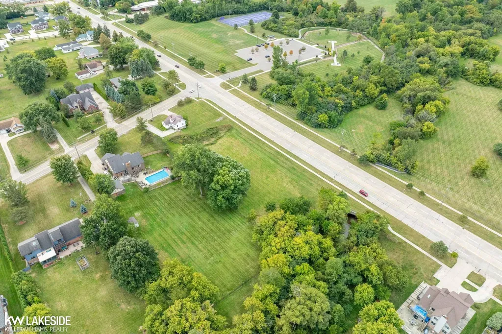 42040 Ryan Road Sterling Heights City MI 48314