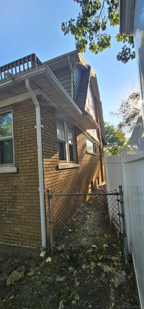 3690 Three Mile Drive Detroit City MI 48224
