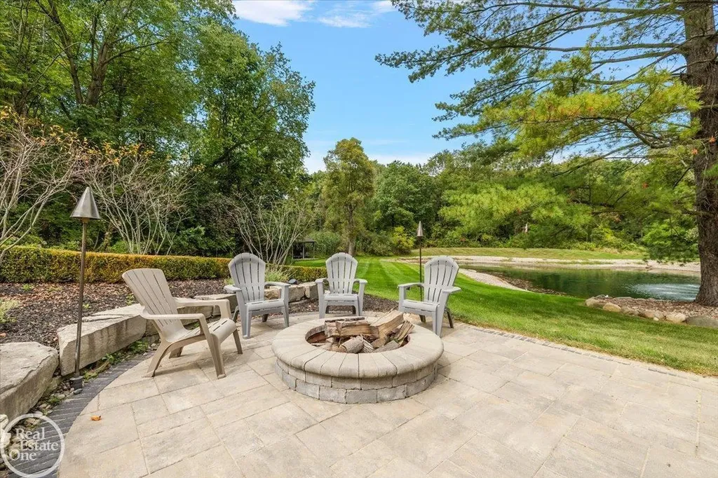 67773 Quail Ridge Drive Washington Township MI 48095