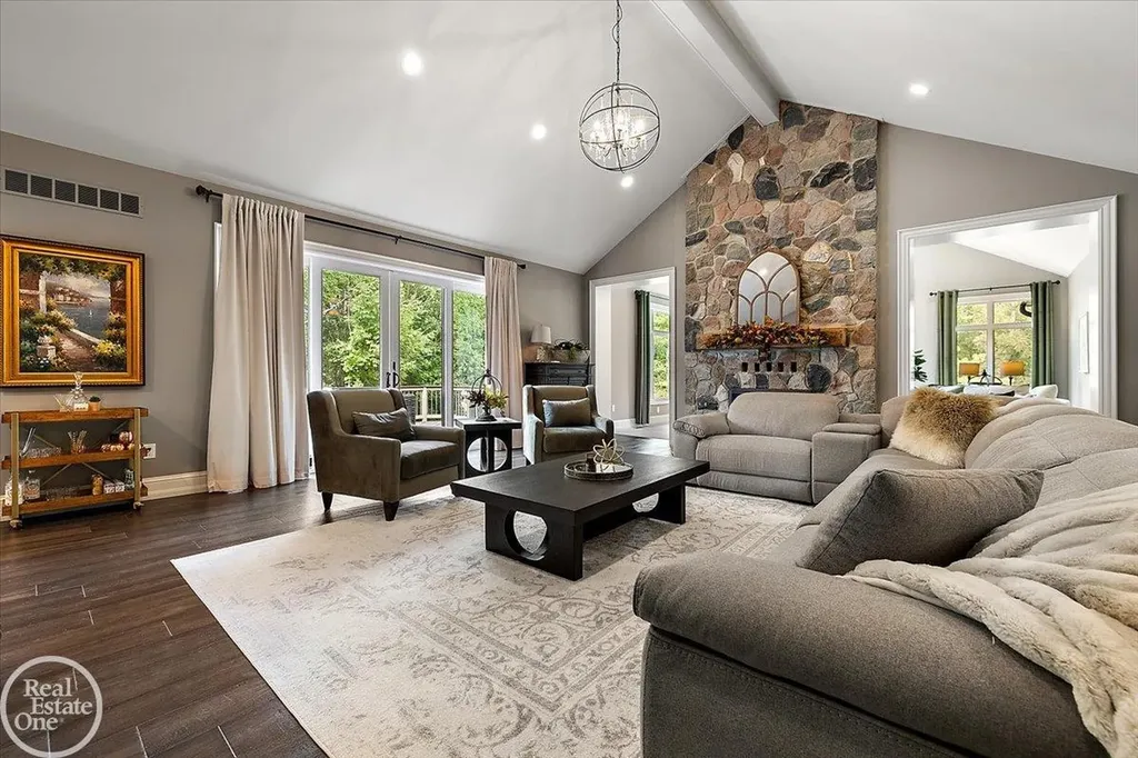 67773 Quail Ridge Drive Washington Township MI 48095