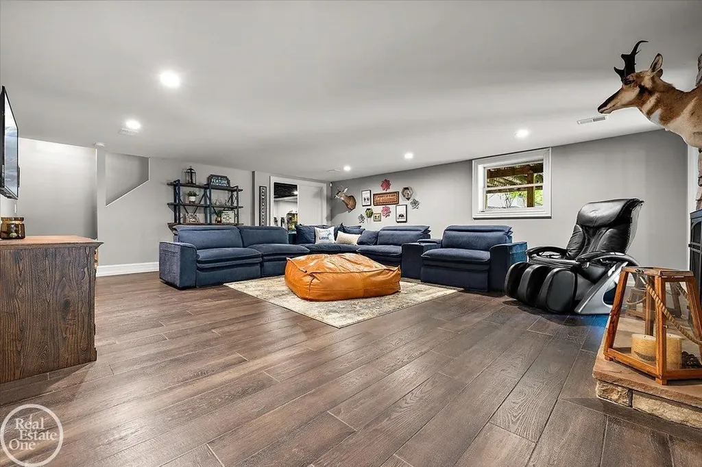67773 Quail Ridge Drive Washington Township MI 48095