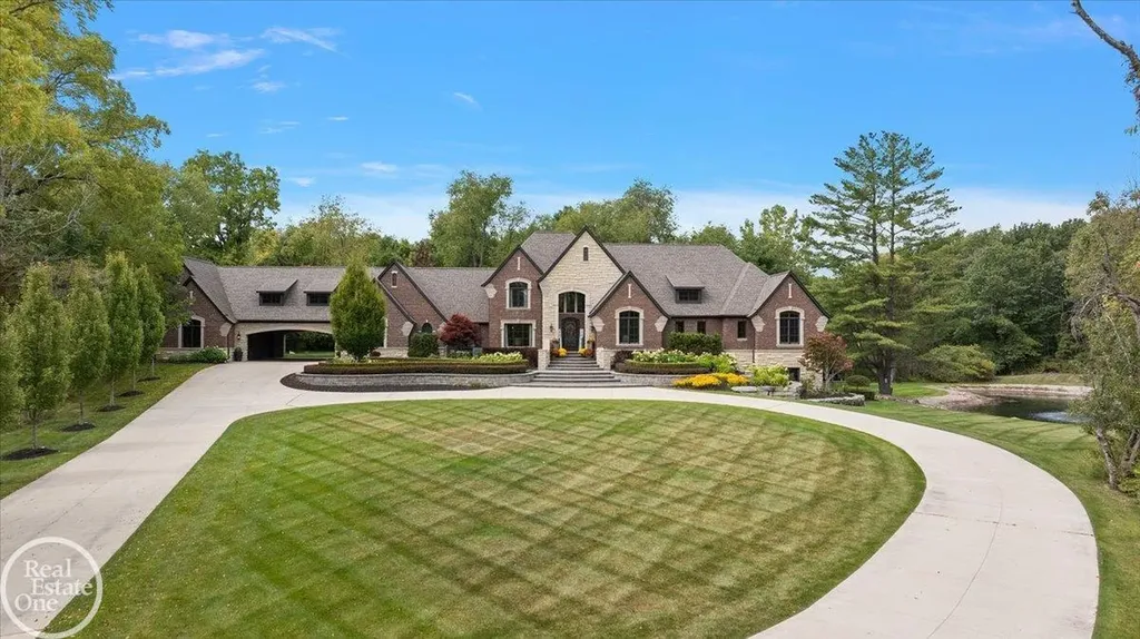 67773 Quail Ridge Drive Washington Township MI 48095