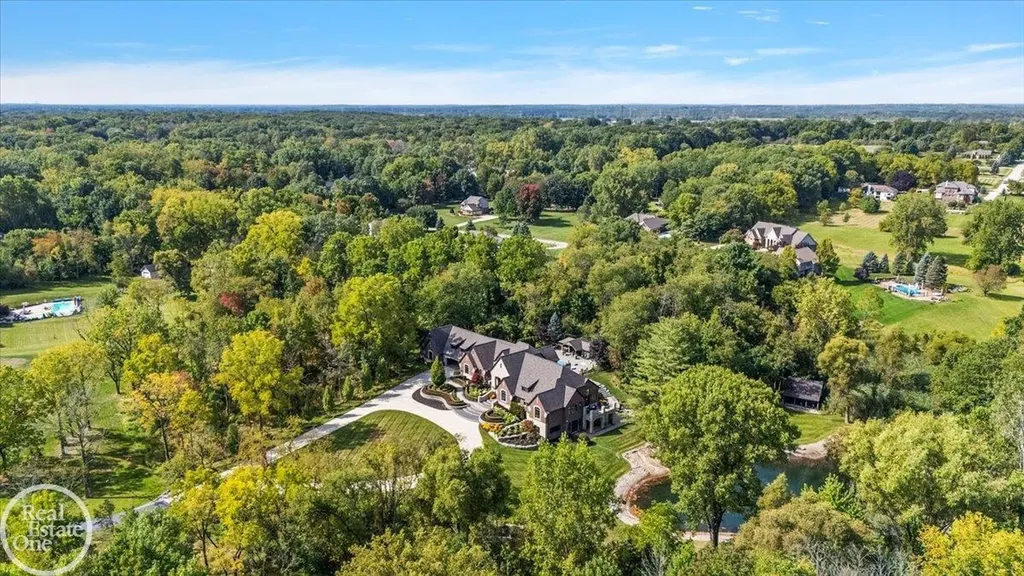 67773 Quail Ridge Drive Washington Township MI 48095