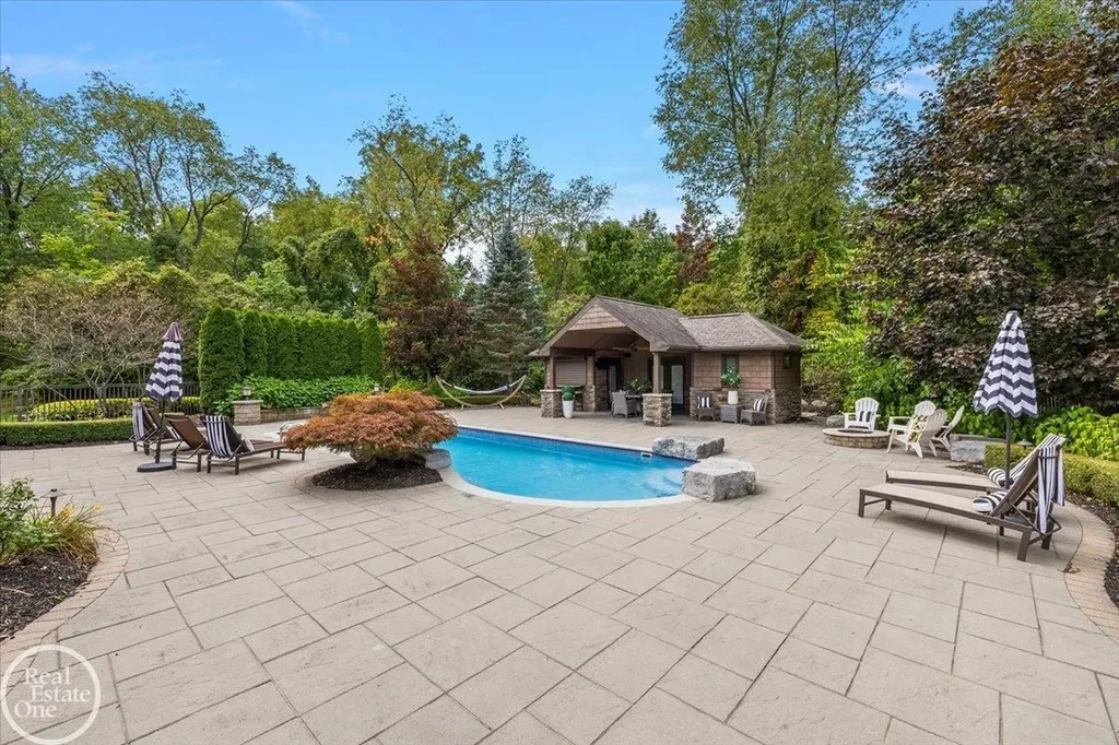 67773 Quail Ridge Drive Washington Township MI 48095