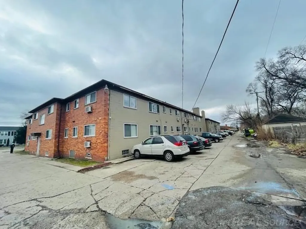 8207 Schaefer Highway Detroit City MI 48228