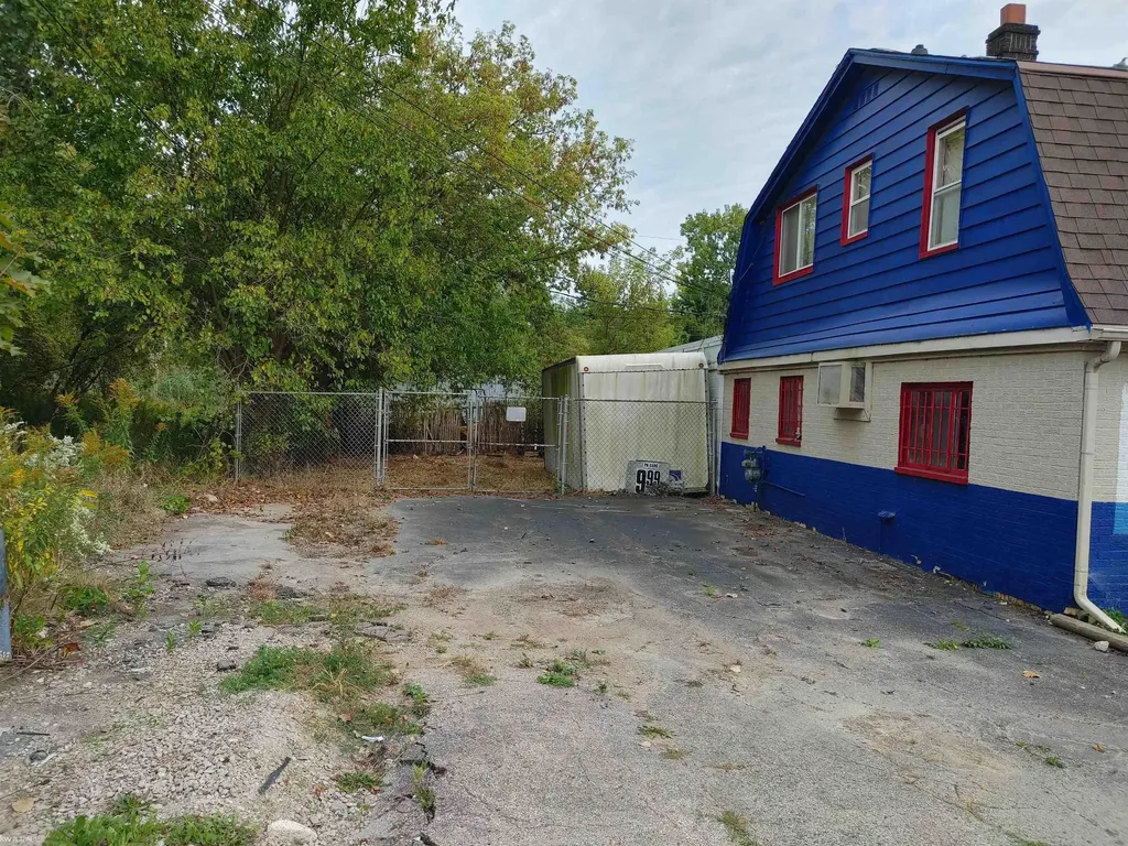 10973 Gratiot Street Casco Township MI 48064