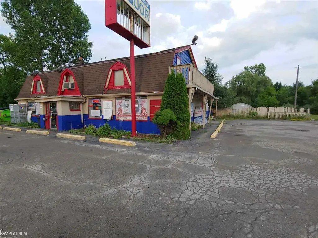 10973 Gratiot Street Casco Township MI 48064