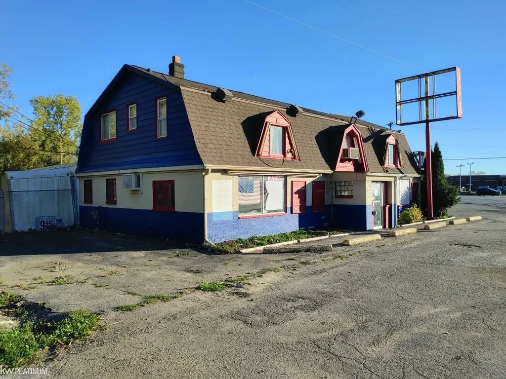 10973 Gratiot Street Casco Township MI 48064