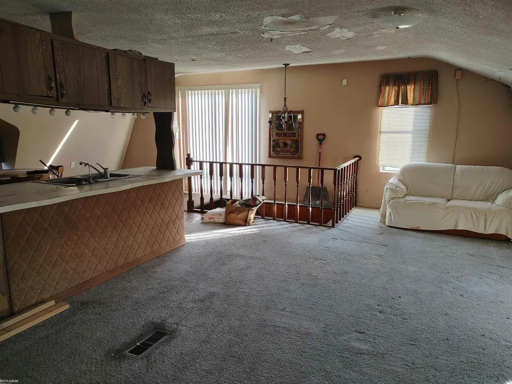 10973 Gratiot Street Casco Township MI 48064