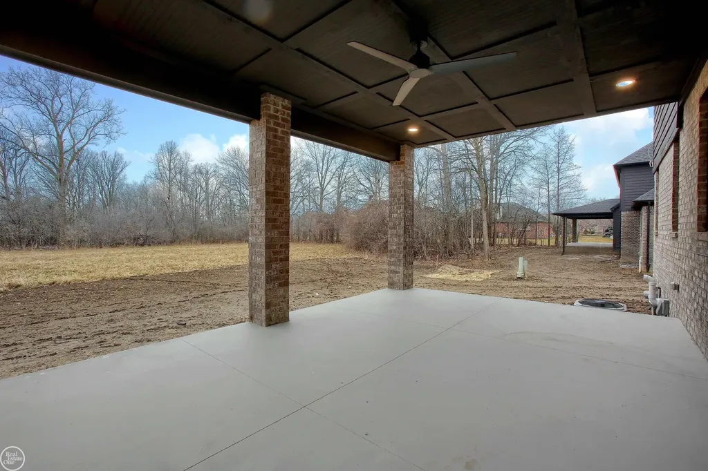 3371 Forster Lane Shelby Charter Township MI 48316