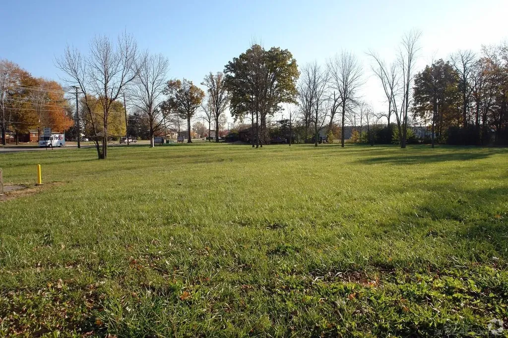 0 13 Mile Road Roseville City MI 48066