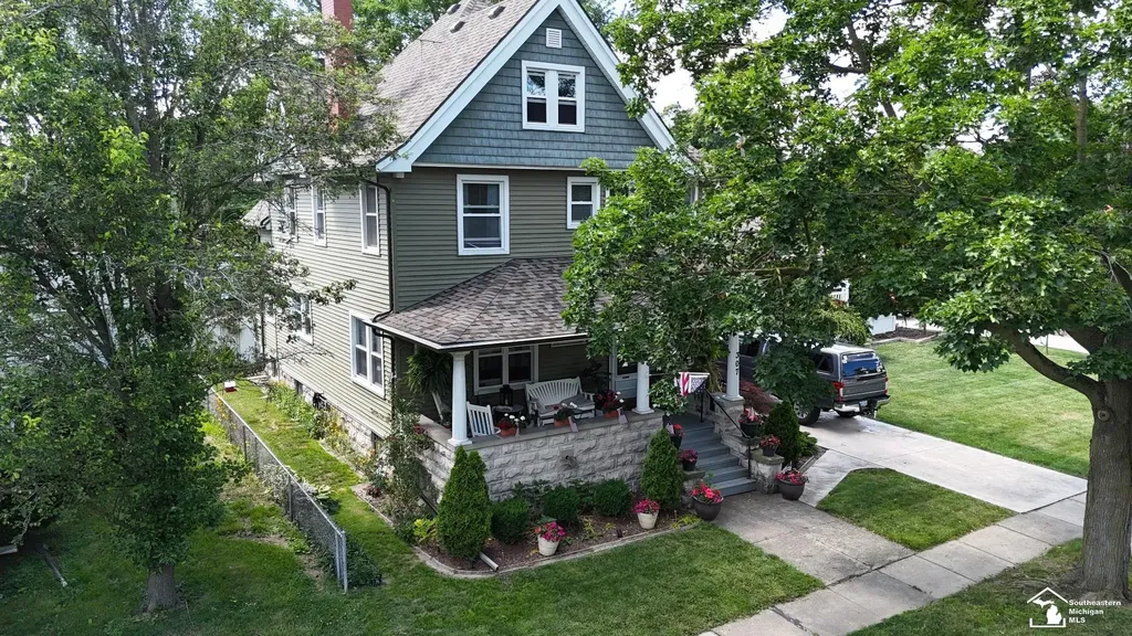 307 N Macomb Street Monroe City MI 48162