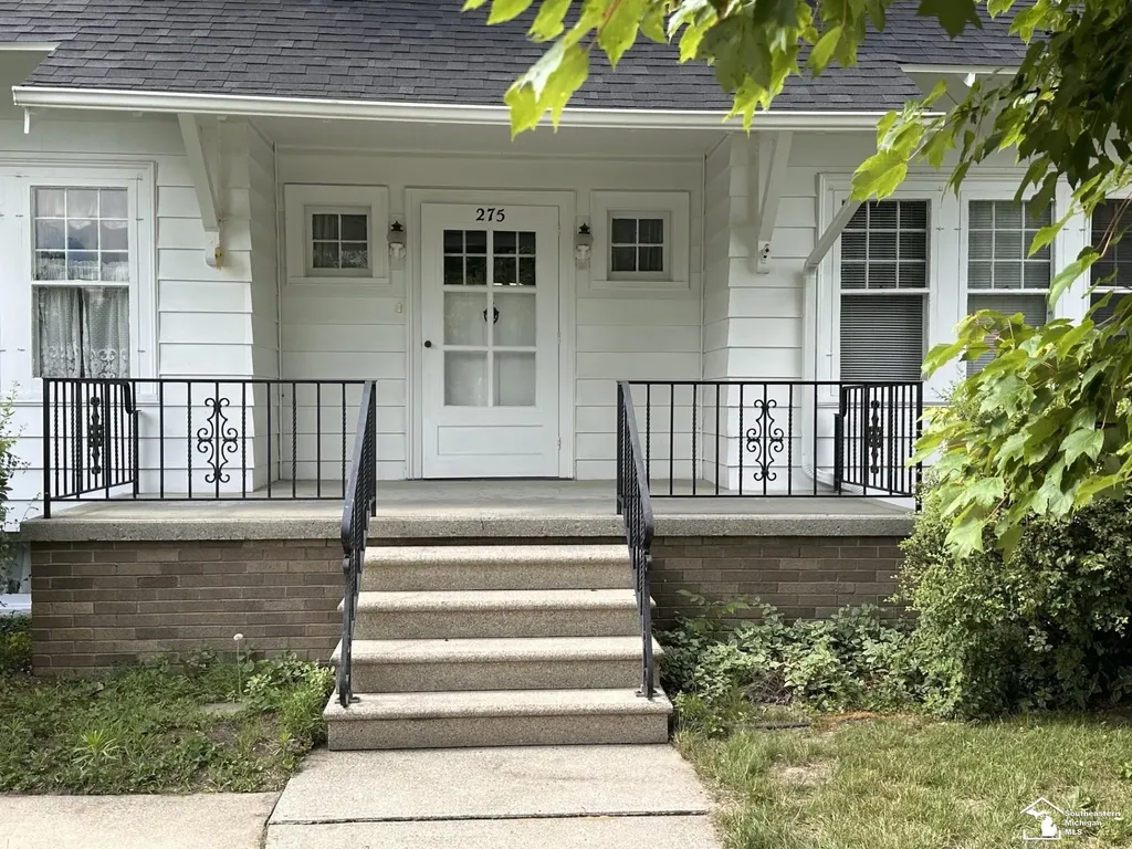 275 W Vesey Street Petersburg City MI 49270