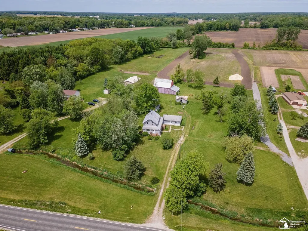 3754 Stewart Road Frenchtown Township MI 48162