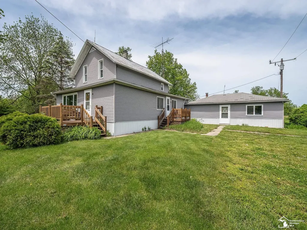 3754 Stewart Road Frenchtown Township MI 48162