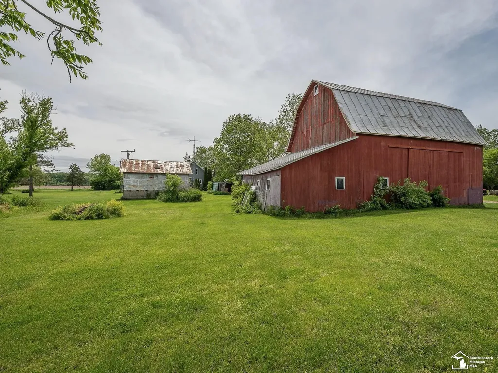 3754 Stewart Road Frenchtown Township MI 48162