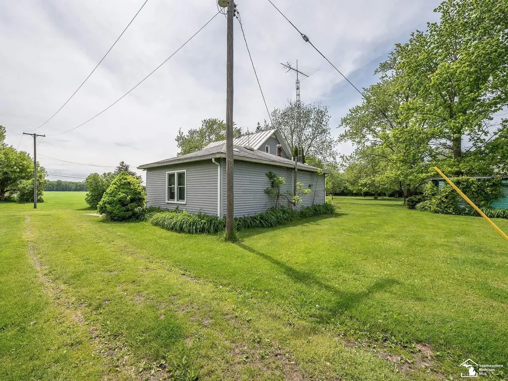 3754 Stewart Road Frenchtown Township MI 48162