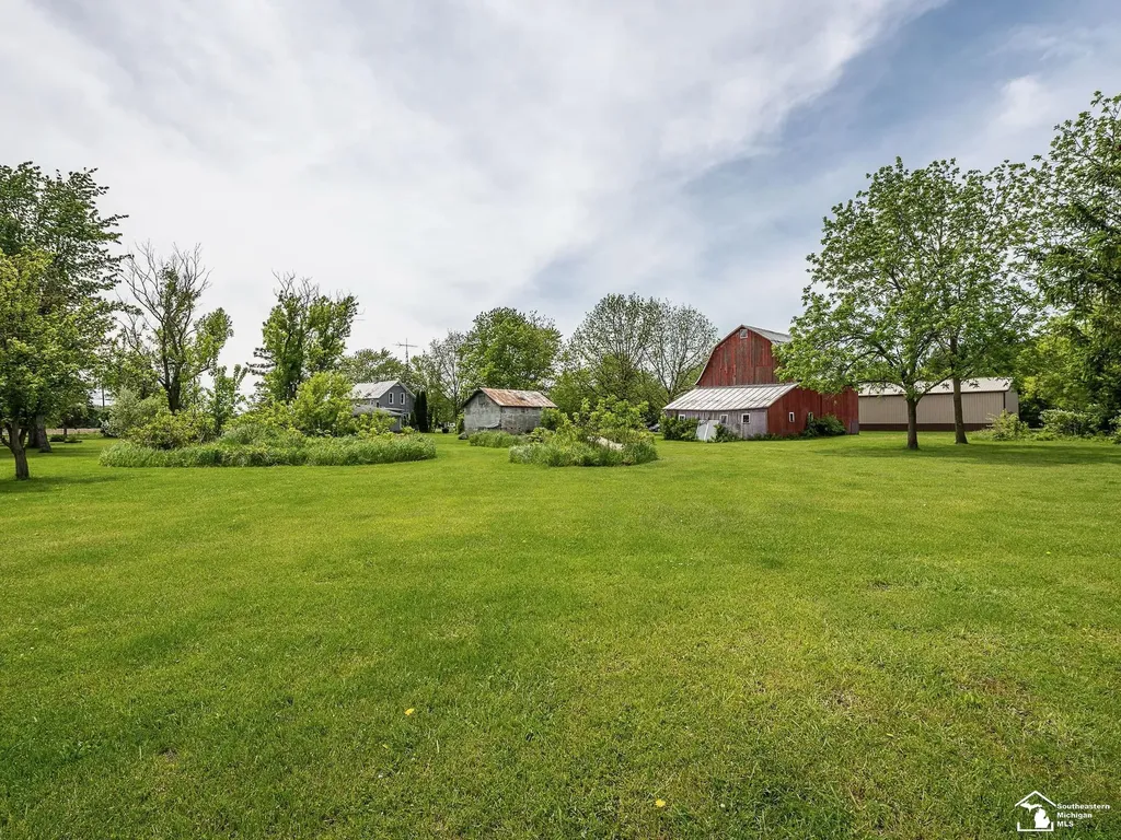 3754 Stewart Road Frenchtown Township MI 48162