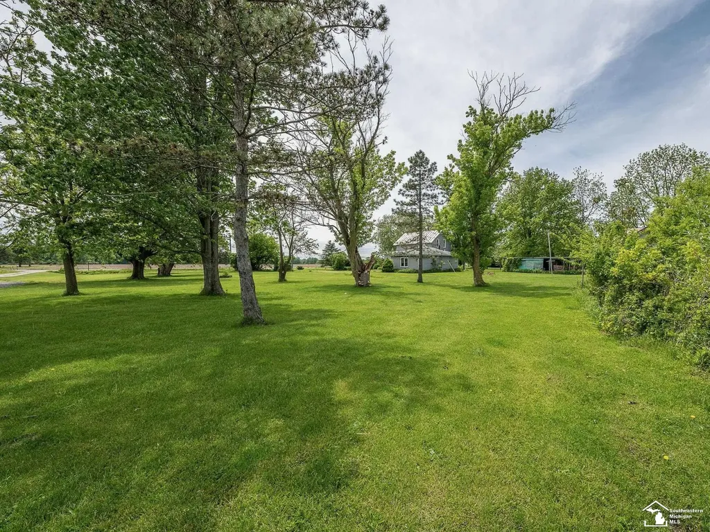 3754 Stewart Road Frenchtown Township MI 48162