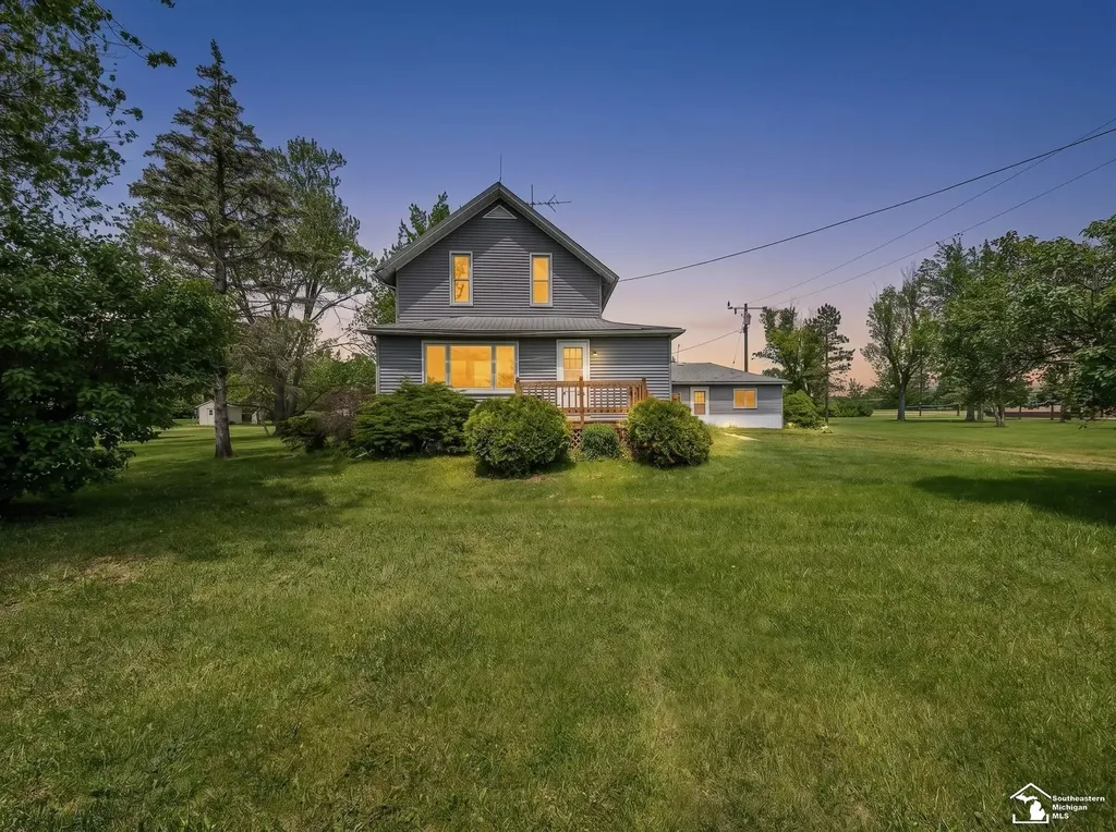 3754 Stewart Road Frenchtown Township MI 48162