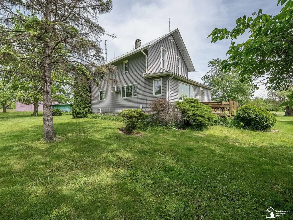 3754 Stewart Road Frenchtown Township MI 48162