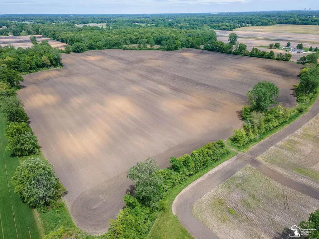 3754 Stewart Road Frenchtown Township MI 48162