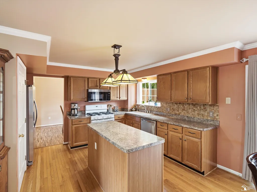 2680 N Woods Boulevard Canton Charter Township MI 48188