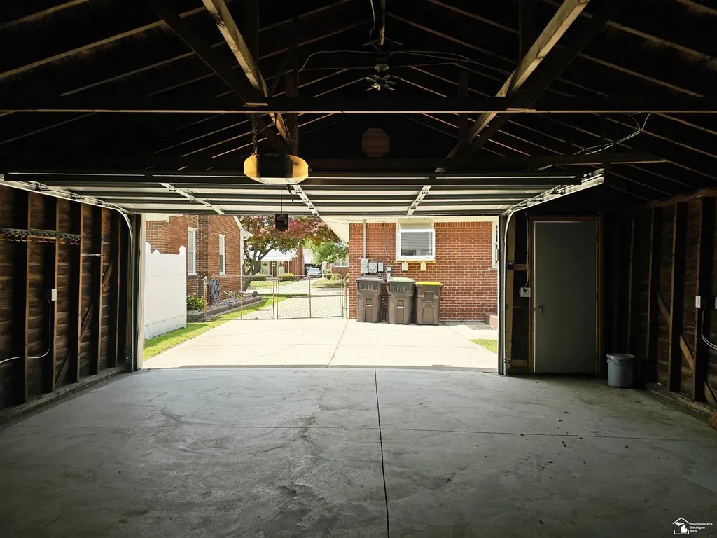 2955 Bridge Street Trenton City MI 48183