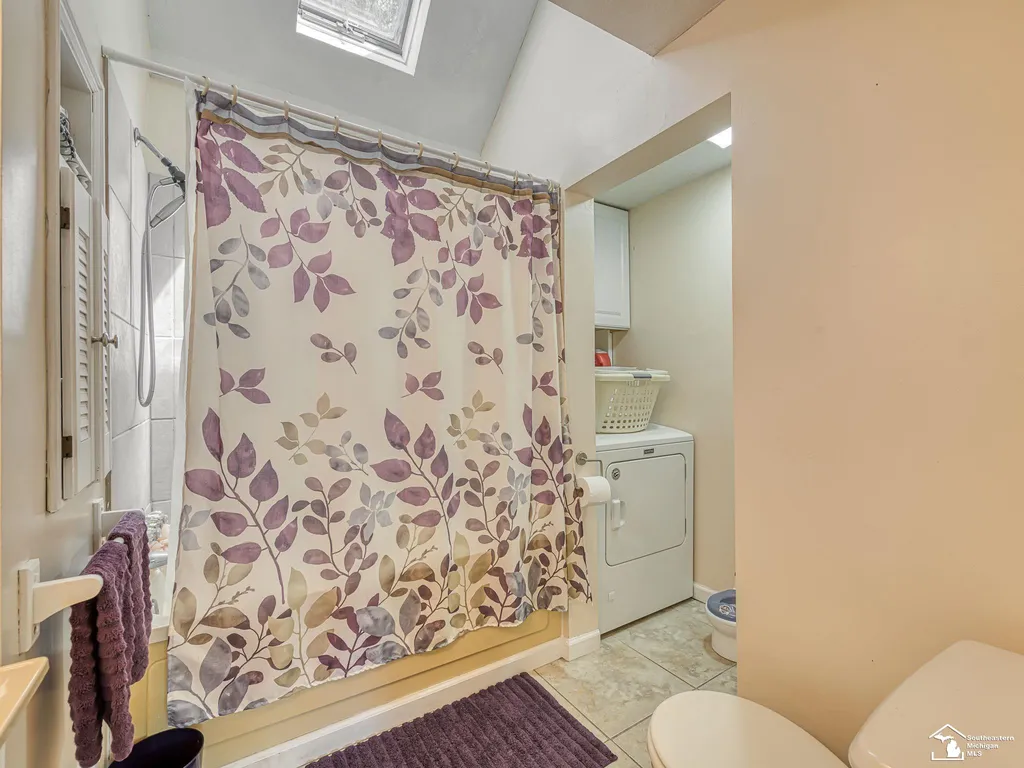 6975 Sarah Street Bedford Township MI 48182