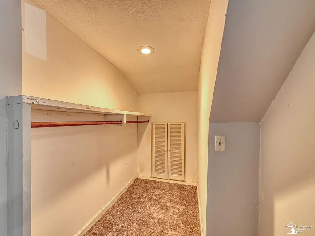 6975 Sarah Street Bedford Township MI 48182