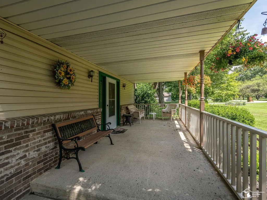6975 Sarah Street Bedford Township MI 48182
