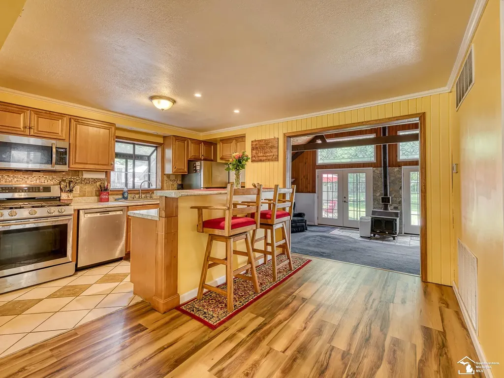 6975 Sarah Street Bedford Township MI 48182