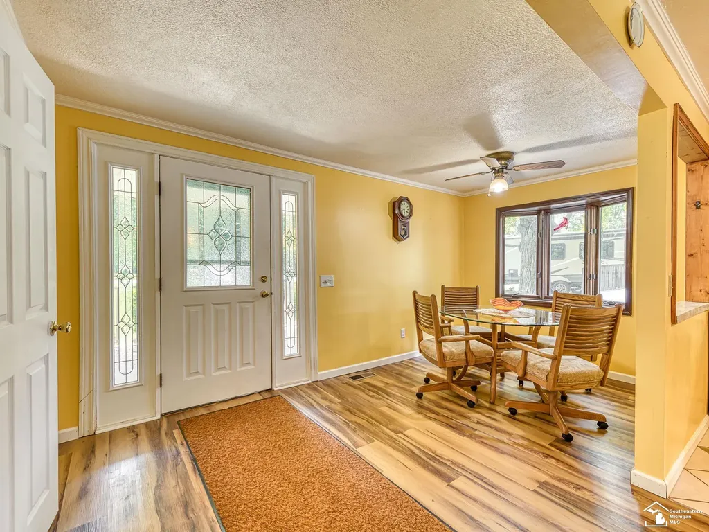 6975 Sarah Street Bedford Township MI 48182