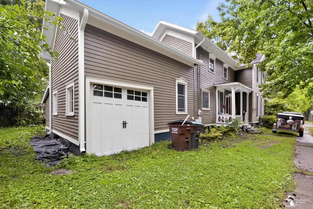 503 Dennis Street Adrian City MI 49221